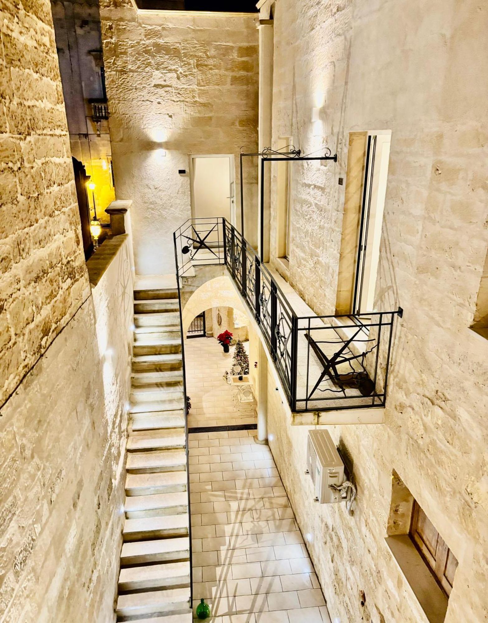 Palazzo Storico Riccardi Rollo Apartment San Cesario di Lecce Exterior photo